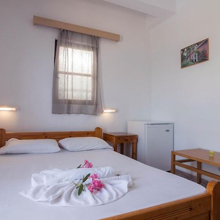 Minoa Sea Rooms Tsoútsouros Екстериор снимка