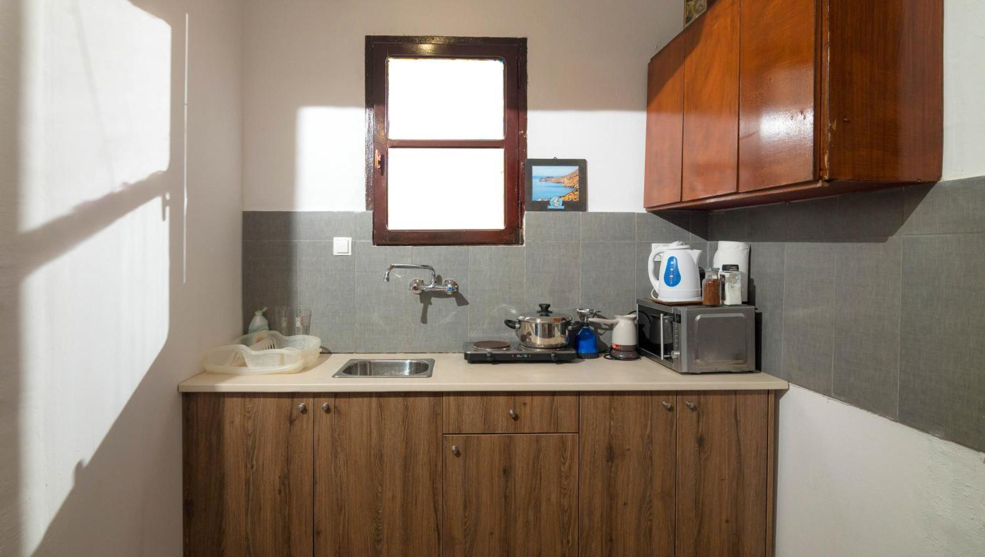 Minoa Sea Rooms Tsoútsouros Екстериор снимка