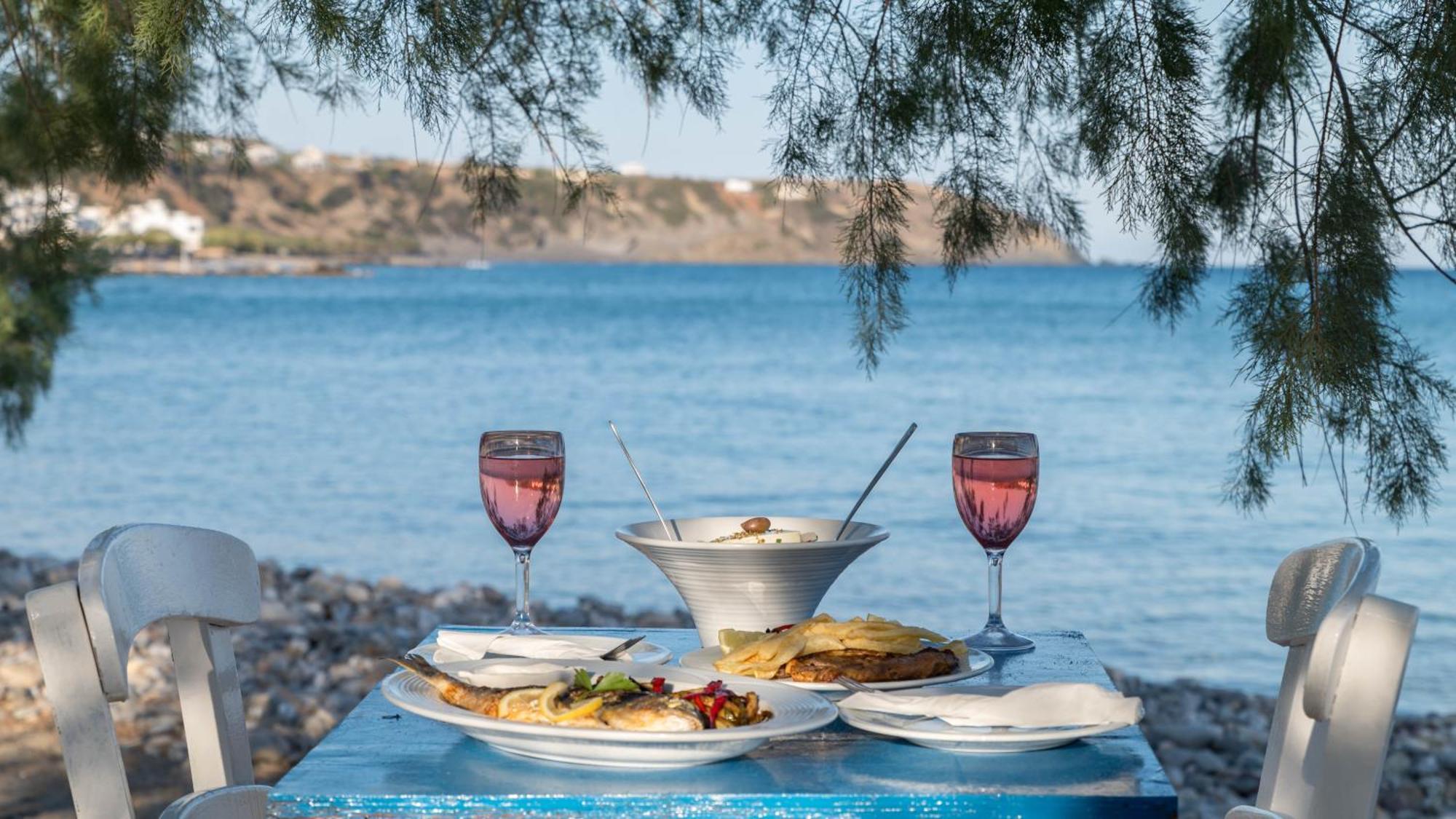 Minoa Sea Rooms Tsoútsouros Екстериор снимка
