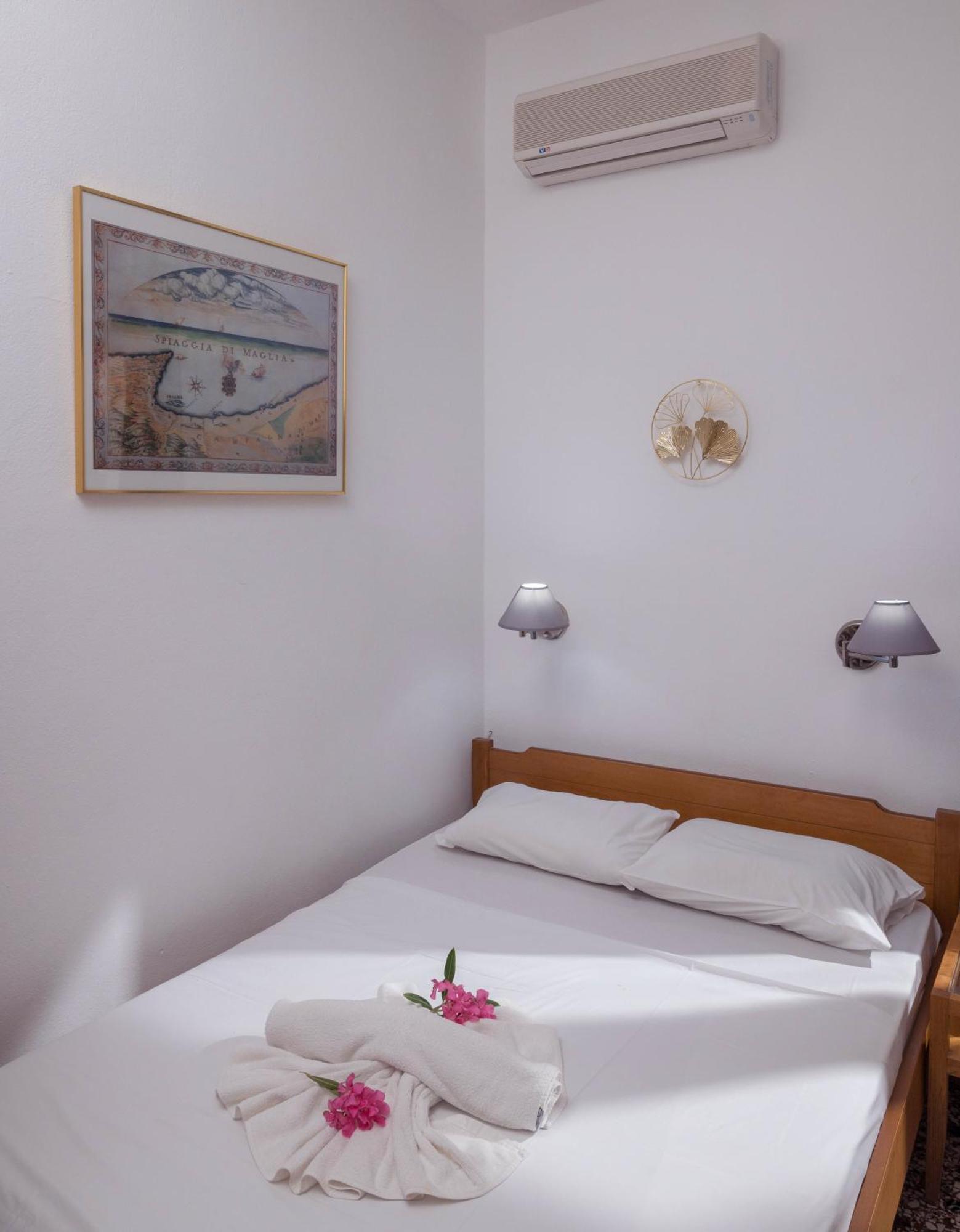 Minoa Sea Rooms Tsoútsouros Екстериор снимка