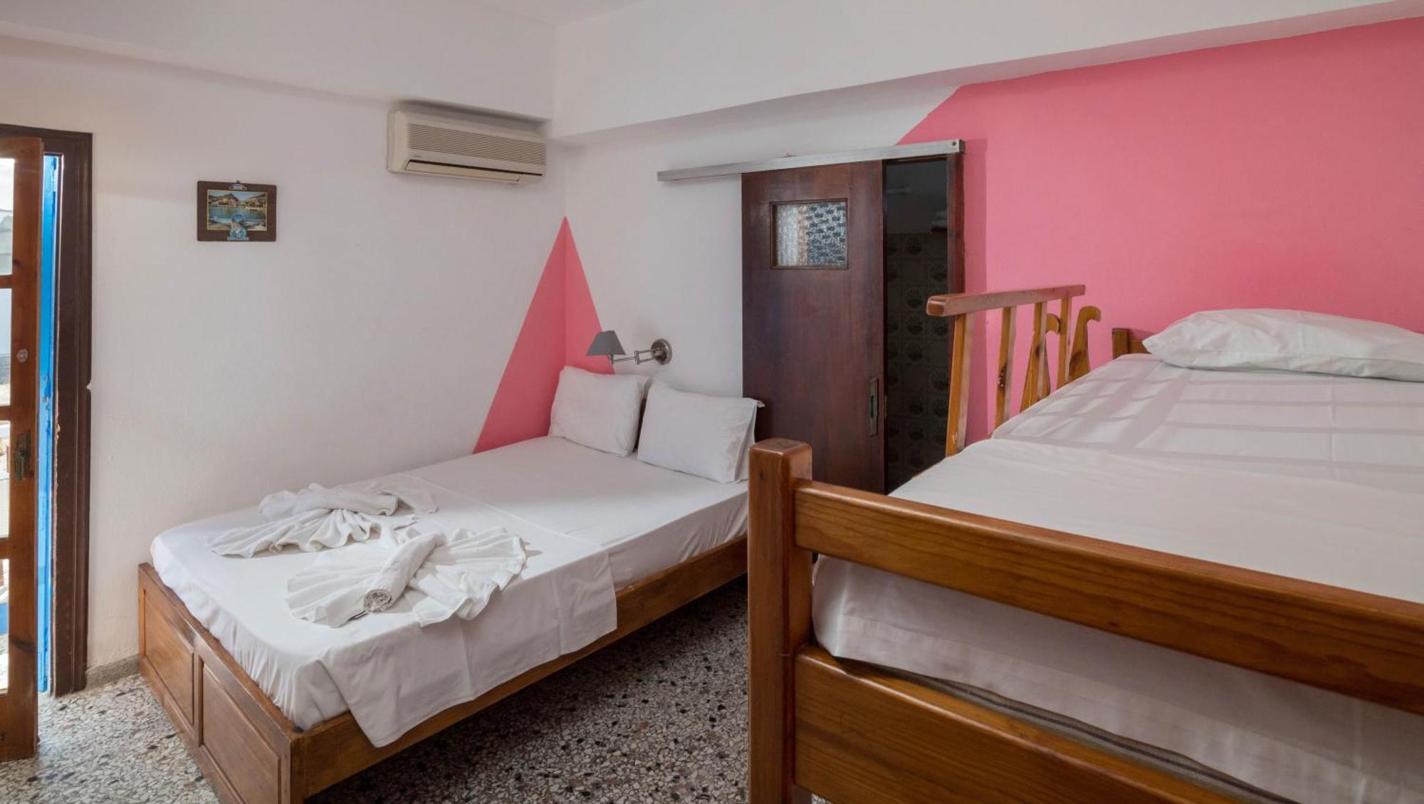 Minoa Sea Rooms Tsoútsouros Екстериор снимка