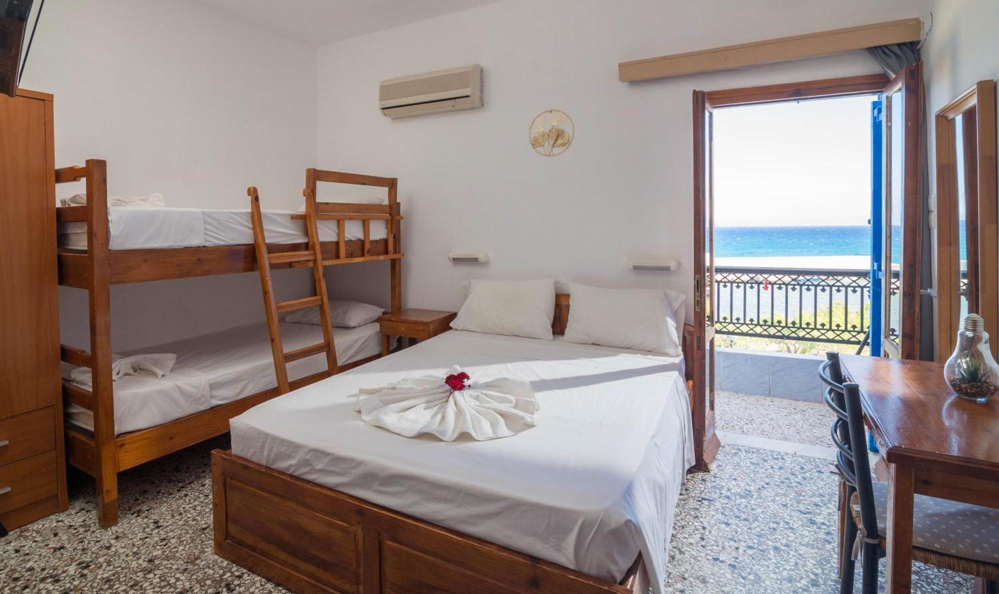 Minoa Sea Rooms Tsoútsouros Екстериор снимка