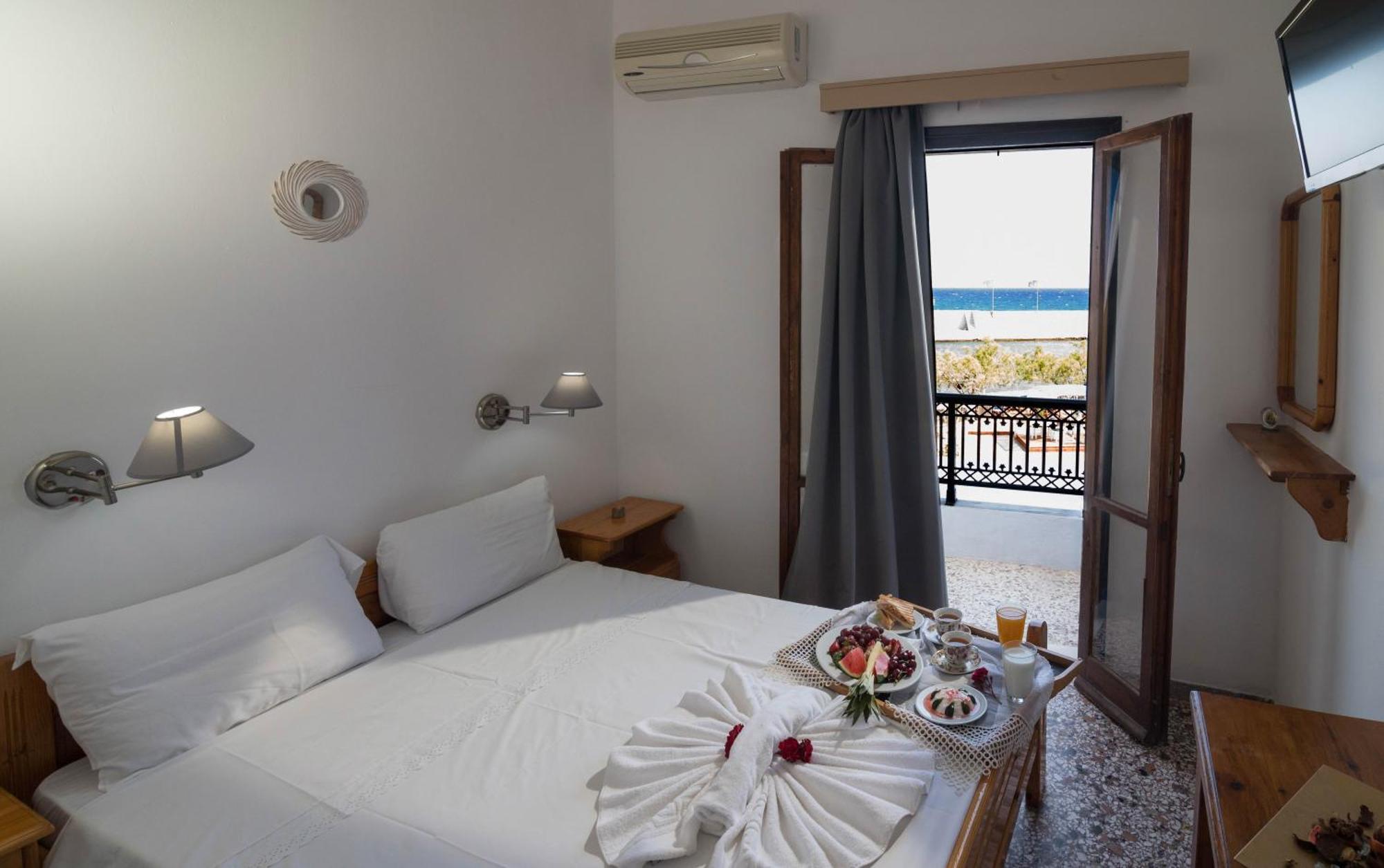 Minoa Sea Rooms Tsoútsouros Стая снимка